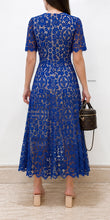 Load image into Gallery viewer, Bertha Lace Dree
