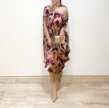 Load image into Gallery viewer, Tulip Drape Kaftaan Set
