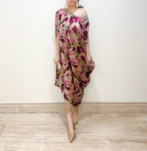 Load image into Gallery viewer, Tulip Drape Kaftaan Set
