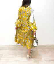 Load image into Gallery viewer, Rabab | Midi Dress
