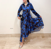 Load image into Gallery viewer, Saiyaara Drape Maxi
