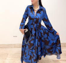 Load image into Gallery viewer, Saiyaara Drape Maxi
