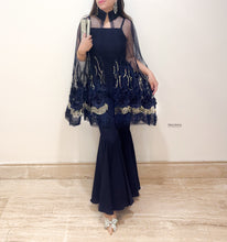 Load image into Gallery viewer, KYARI CAPE SET OF 3
