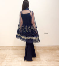 Load image into Gallery viewer, KYARI CAPE SET OF 3
