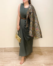 Load image into Gallery viewer, Green Paisley Jacket Sari
