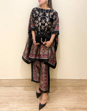 Load image into Gallery viewer, Paisley Kaftan Coordinate
