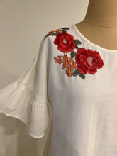 Load image into Gallery viewer, White Embroidery Tunic
