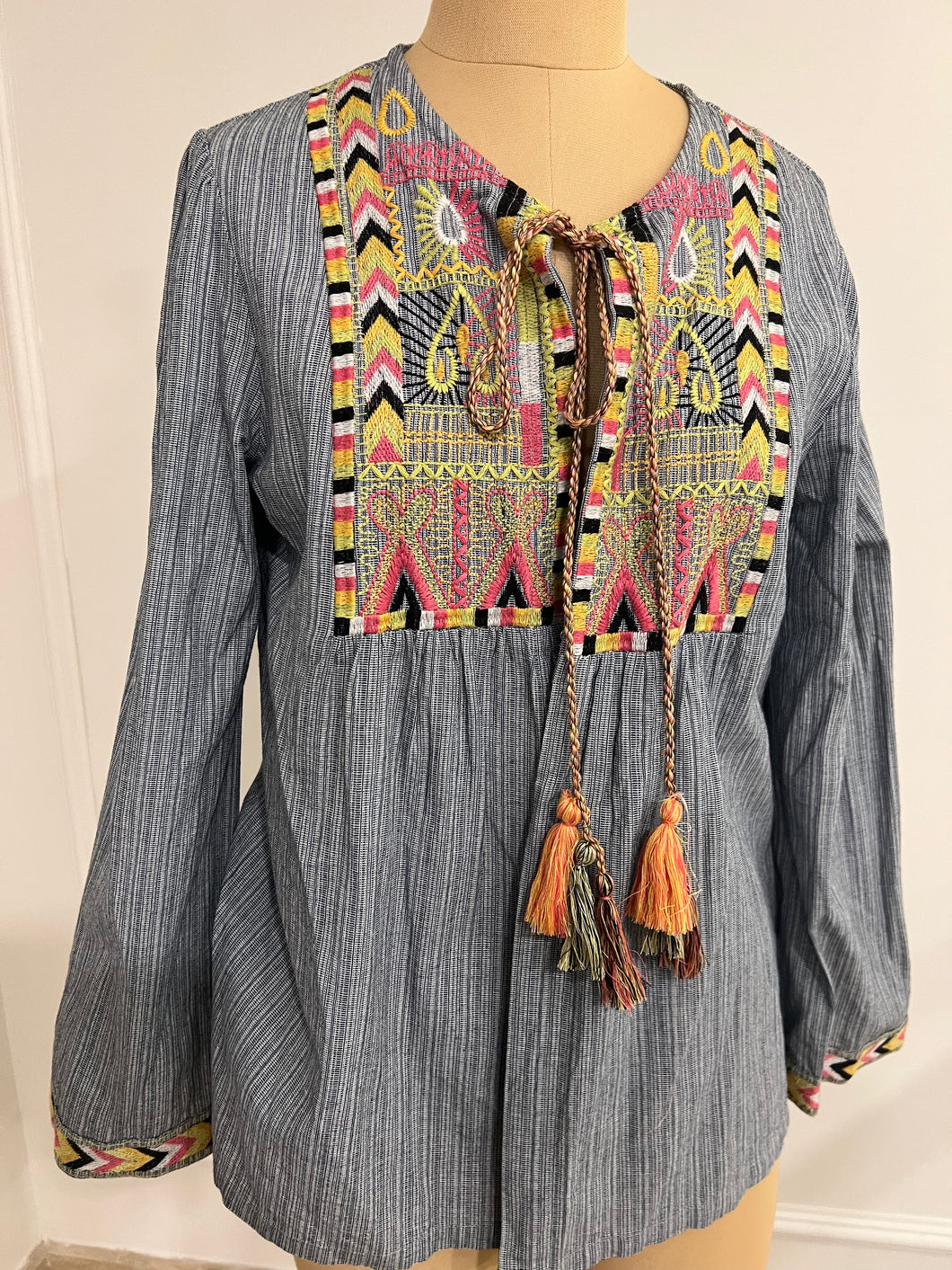 Tasel Embroidery Jacket